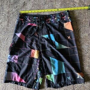 Hurley Men's Geometric Black and Multicolor Athletic Shorts
